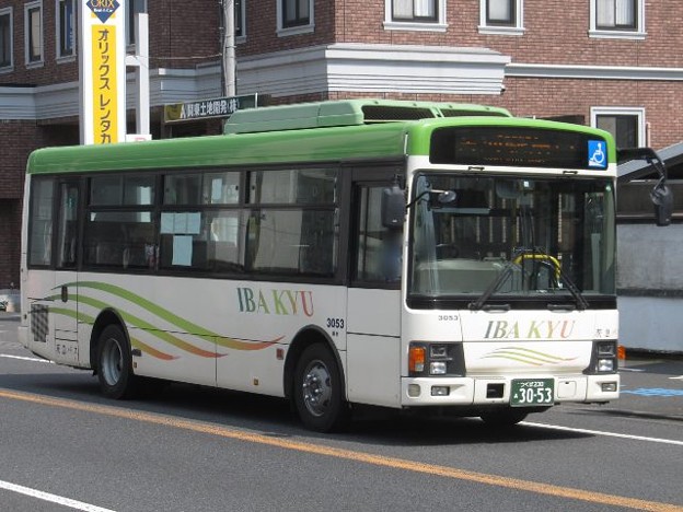 写真: 【茨城急行バス】 3053号車