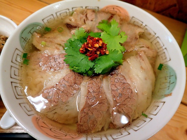 写真: 赤丸牛肉麺＠赤丸・葛飾区新小岩
