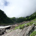 写真: 雪渓が残る大樺沢左俣