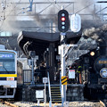 Photos: SLと通勤電車