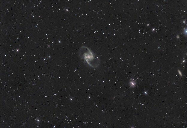 棒渦巻銀河NGC1365