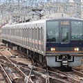 Photos: 321系JR宝塚線大阪行き尼崎7番入線