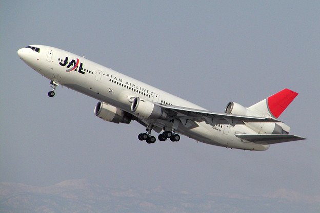 DC-10-40 JA8541 JAL CTS 2005.03