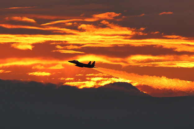 写真: F-15 Jet Fighter takeoff (2)