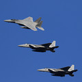 Photos: F-15 4機の左旋回による編隊解除 (2)