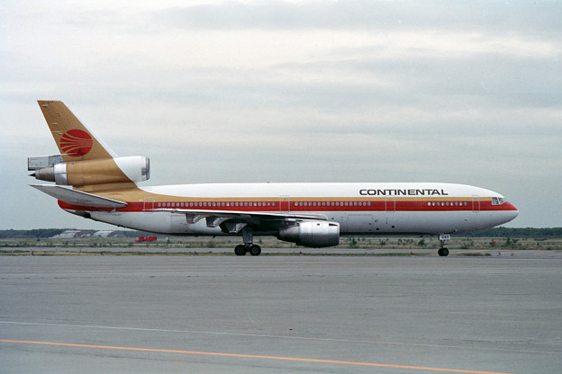 写真: DC-10-10 N68044 Continental CTS 1989