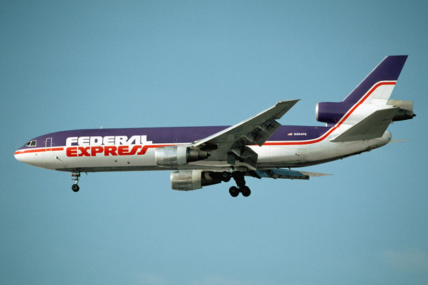 DC-10-30F N304FE FedEx CTS 1990
