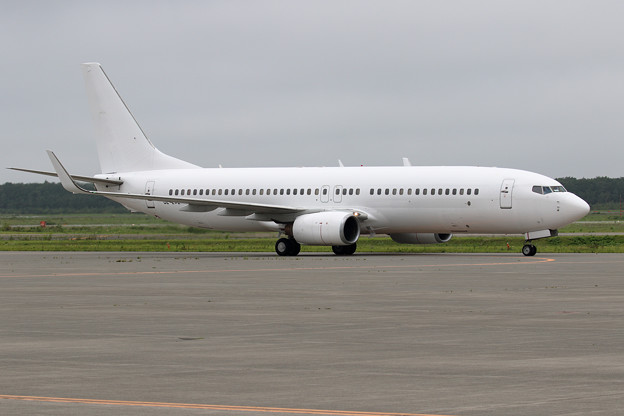 Boeing737-800 OE-LVE ZSJNへferry途中