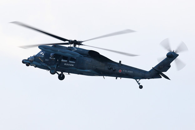 UH-60J 4584 Rwy36R approach