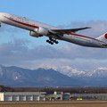 Photos: Boeing 777-300 80-1112 701sq takeoff
