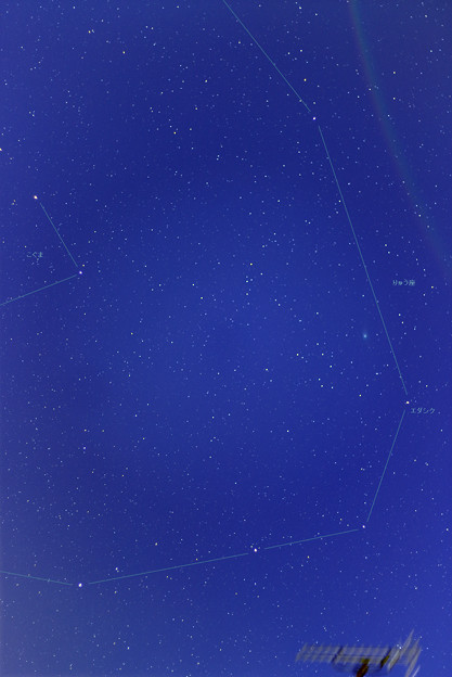 リュウ座のZTF彗星 (C/2022 E3)