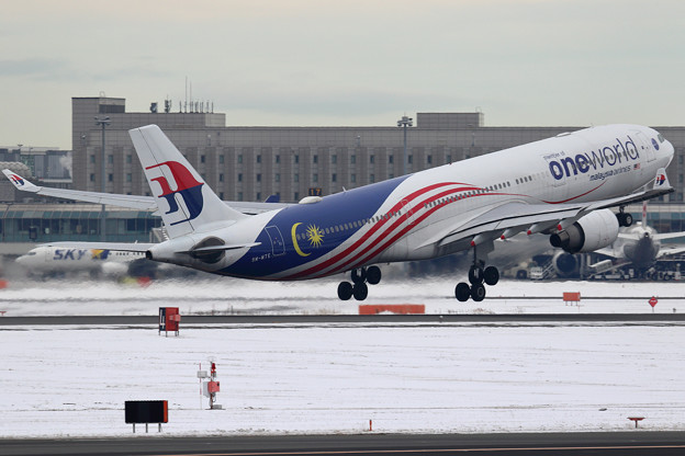 A330-300 9M-MTE Malaysia Airlines Oneworld