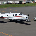 写真: Beechcraft C90A JA8882 北海道航空HKK