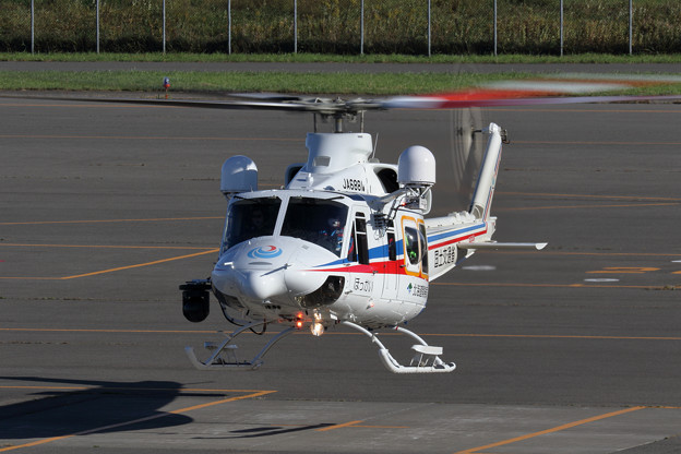 Bell 412EP JA6881 ほっかい 北海道開発局