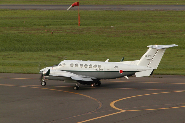 LR-2 23055 N 北部方面航空隊 2004.09