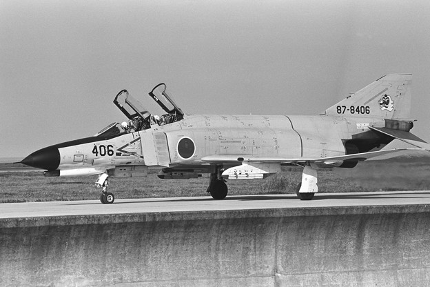 F-4EJ 8406 304sq 築城基地 1979.12