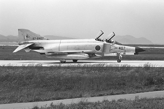 F-4EJ 8407 304sq 築城基地 1980.05