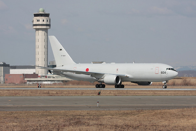 KC-767J 3604 404sq 2011.04