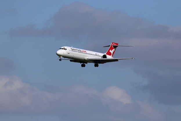 Boeing 717 VH-NXI Qantaslink approach