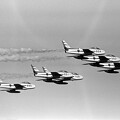 写真: F-86F Blue Impulse RJFN 帰投 1979.12 (3)
