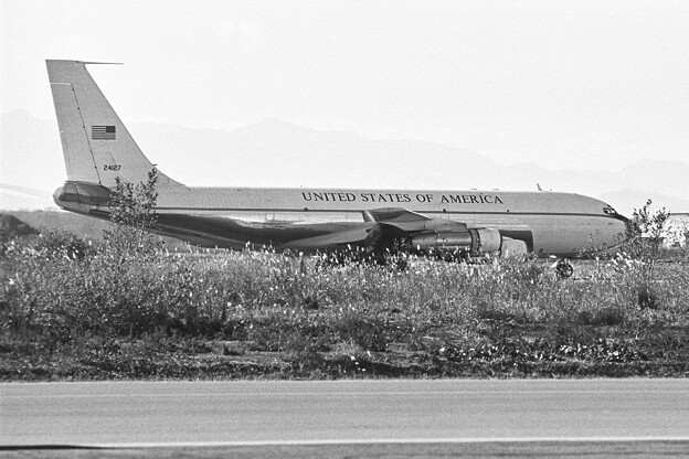 写真: VC-135B 62-4127 USAF 千歳 1979.10