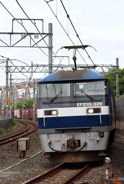 85レ【EF210-129牽引】