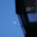 写真: 月が出ている