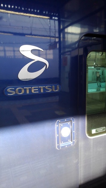 写真: Sotetsu 20000 semi-auto door switch