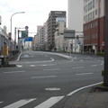 写真: 横浜 高島町交差点