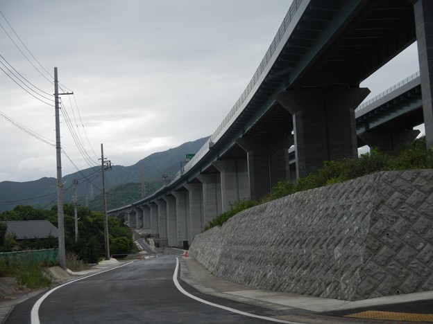 Shin-Tomei Expressway