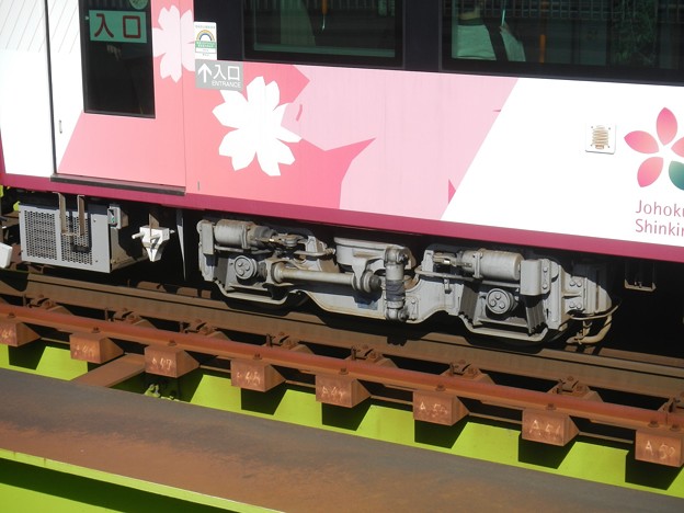 Arakawa Line typical bogie with sand-sprayer