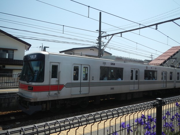 Nagaden 3000 @ Kirihara station