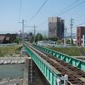 写真: Kamikochi Line train apploaches Tagawa Bridge