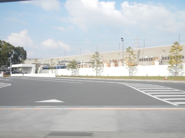 写真: [Factory] Isuzu Fujisawa main gate