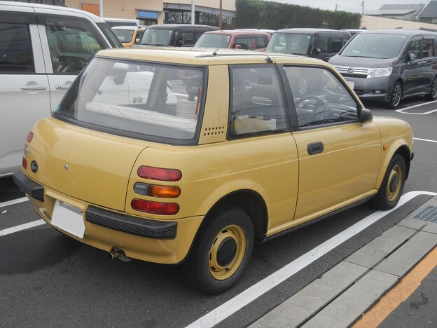 Nissan Be-1 (rear)