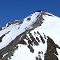 Photos: 雄山山頂への稜線