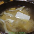 写真: 豆腐と舞茸の味噌汁