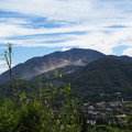 箱根山を望む