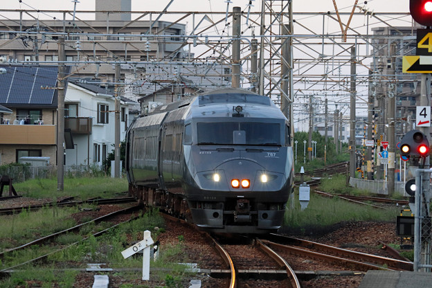 写真: 宮崎空港行き普通列車