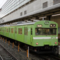 写真: 奈良線１０３系＠京都駅