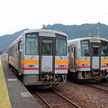 写真: 姫新線列車交換＠久世駅