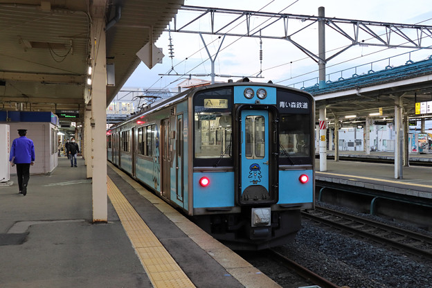 青い森701系＠青森駅