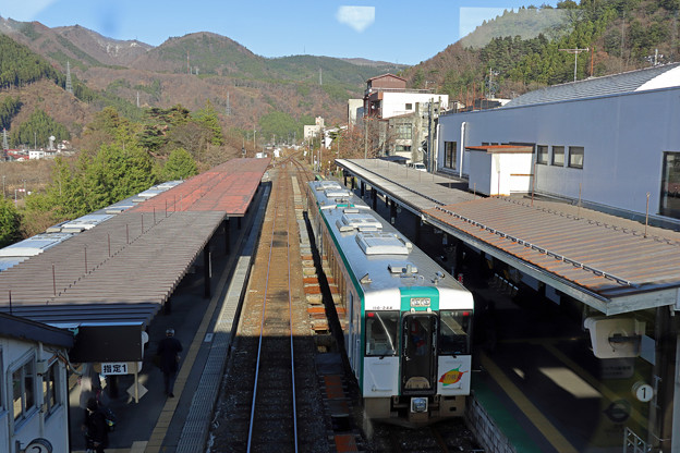写真: 鳴子温泉駅