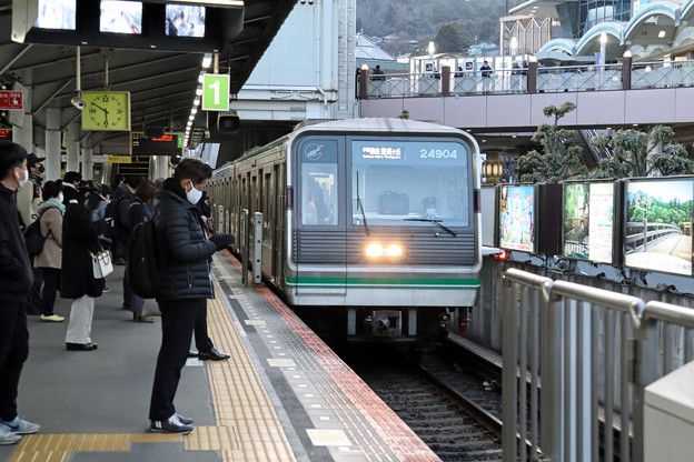 大阪メトロ24系＠生駒駅