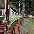 写真: 欅平の上り始発列車で