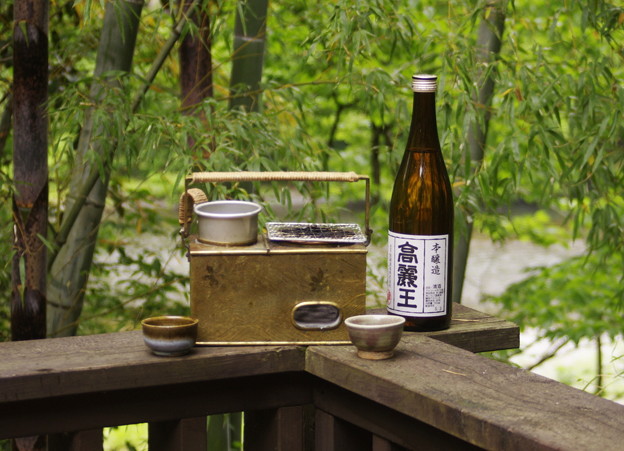 燗銅壺と日本酒