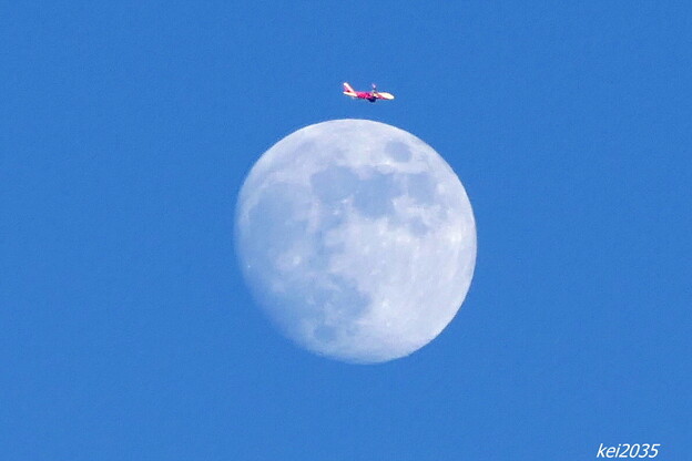 写真: 月＆航空機NO.2