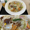 写真: リンガーハット長崎ちゃんぽん3――野菜たっぷり皿うどん
