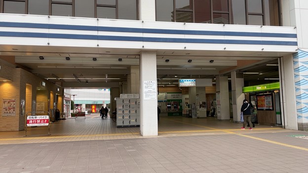 写真: 稲毛海岸駅（千葉市美浜区）