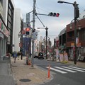 Photos: 赤城神社参道入口（神楽坂6丁目）神楽坂通り東
